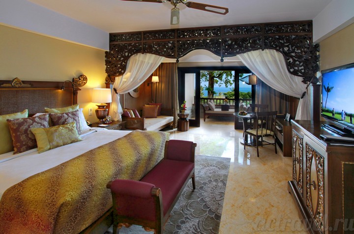 Номер Deluxe Ocean View Room. Отель Ayana Resort and Spa Bali, Джимбаран, о. Бали, Индонезия