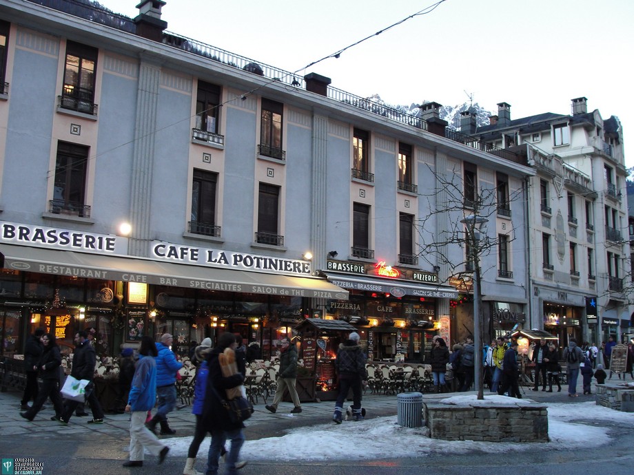 Кафешки и магазинчики Шамони. Поездка в Chamonix Mont-Blanc