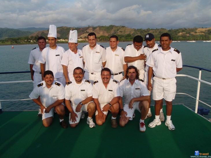 Команда дайверского судна Okeanos Aggressor