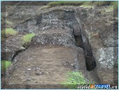 Моаи вырубались из вулканической породы каменными орудиями, металла рапануйцы не знали