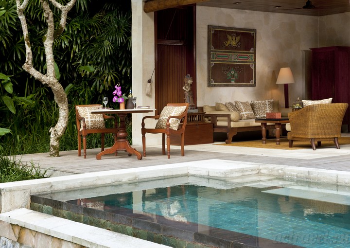 Гостиная виллы. Отель Four Seasons Resort Bali at Sayan