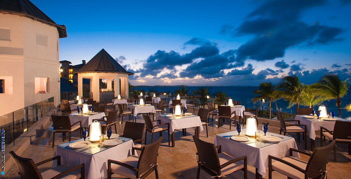 Ресторан Sky Lounge отеля Beaches Turks & Caicos