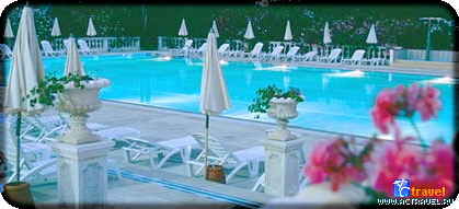 Бассейн отеля Club Med Metaponto