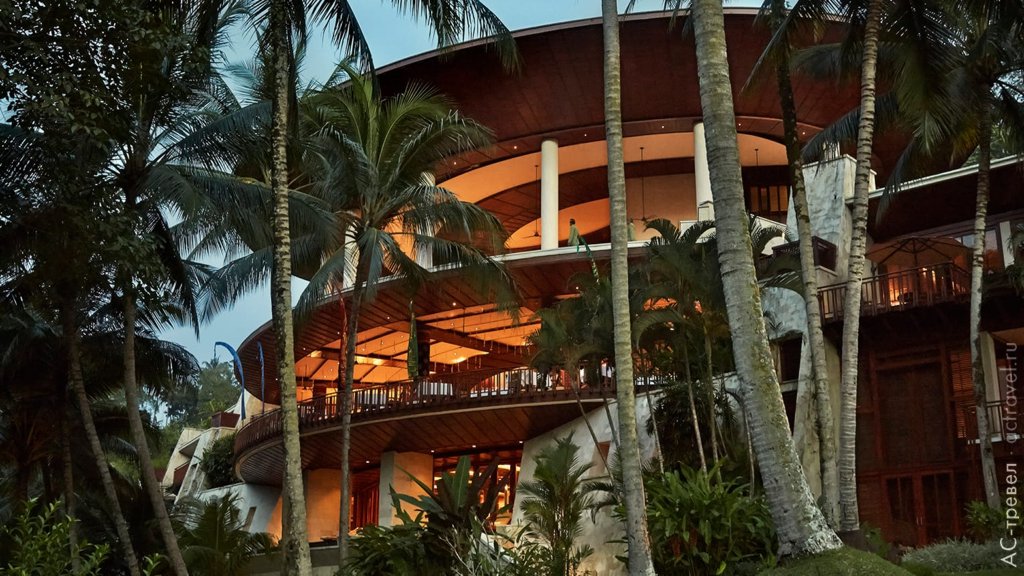 Отель Four Seasons Resort Bali at Sayan