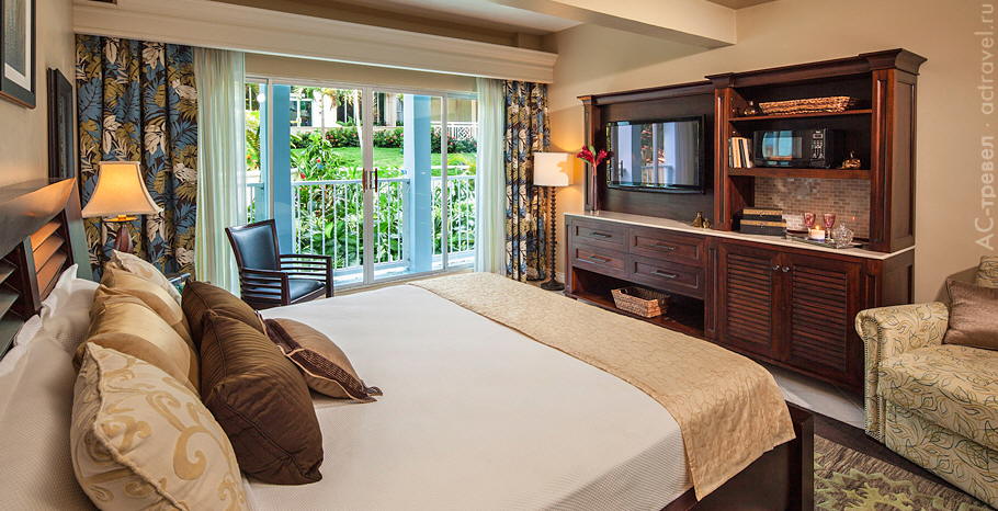 Номер Caribbean Luxury Family Sized Suite Double (PD) в отеле Beaches Ocho Rios