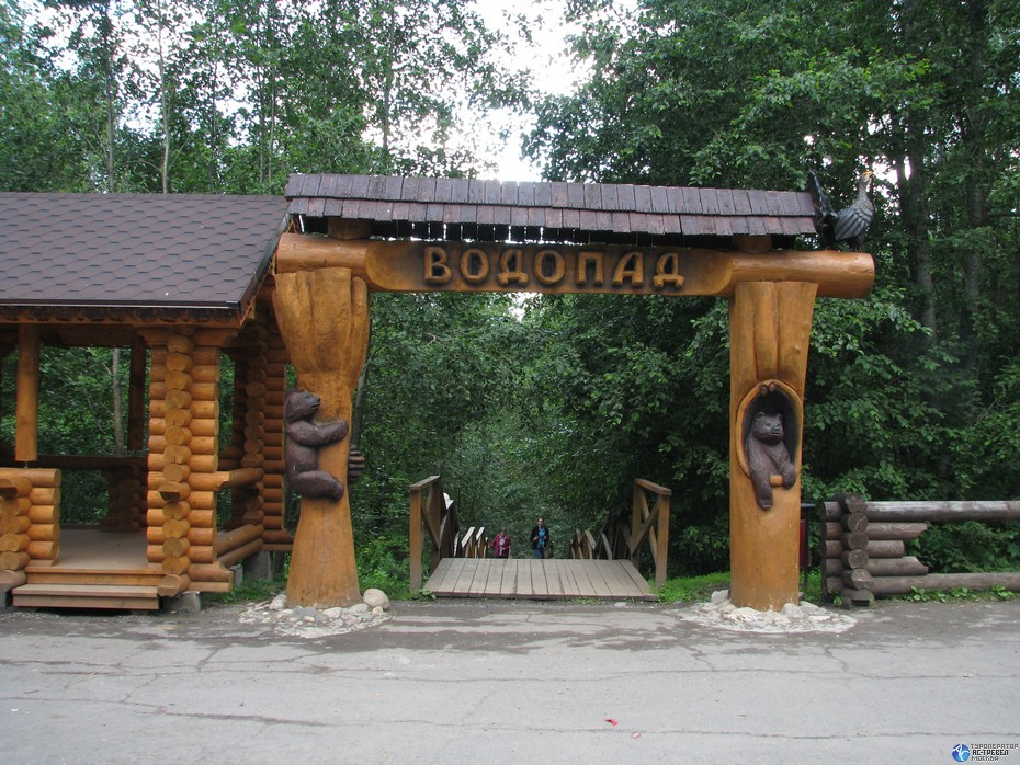 Одна из самых популярных достопримечательностей Карелии — водопад Кивач на реке Суна. Путешествие по Карелии.