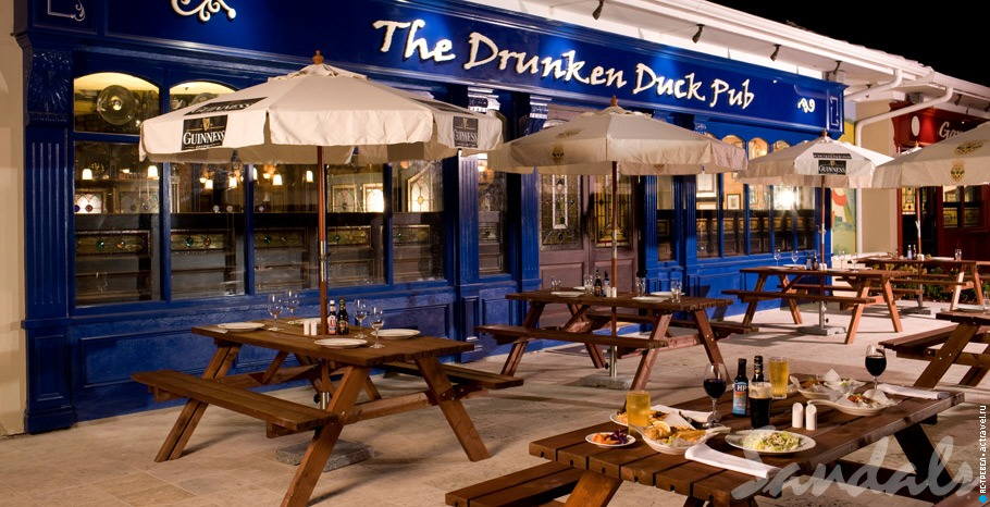 Ресторан Drunken Duck отеля Sandals Emerald Bay