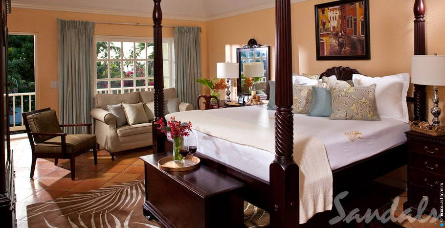 Номер Sunset Bluff Honeymoon Luxury Club Level Room в отеле Sandals Grande Antigua