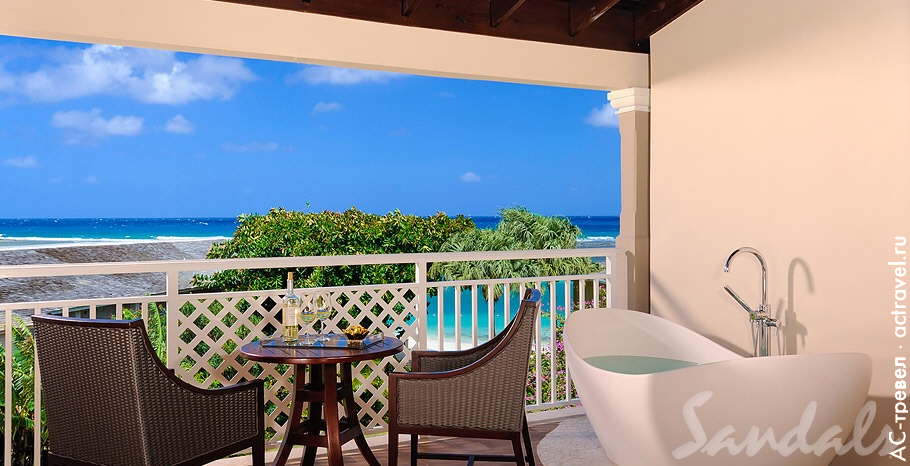 Номер Honeymoon Grand Luxury Butler Suite with Balcony Tranquility Soaking в отеле Sandals Royal Caribbean