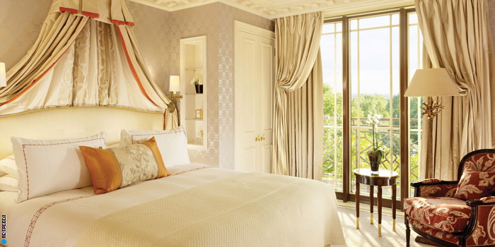 http://actravel.ru/img/the_dorchester_room.jpg